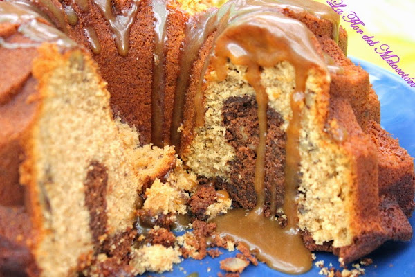 Bundt Cake marmolado de café y nueces