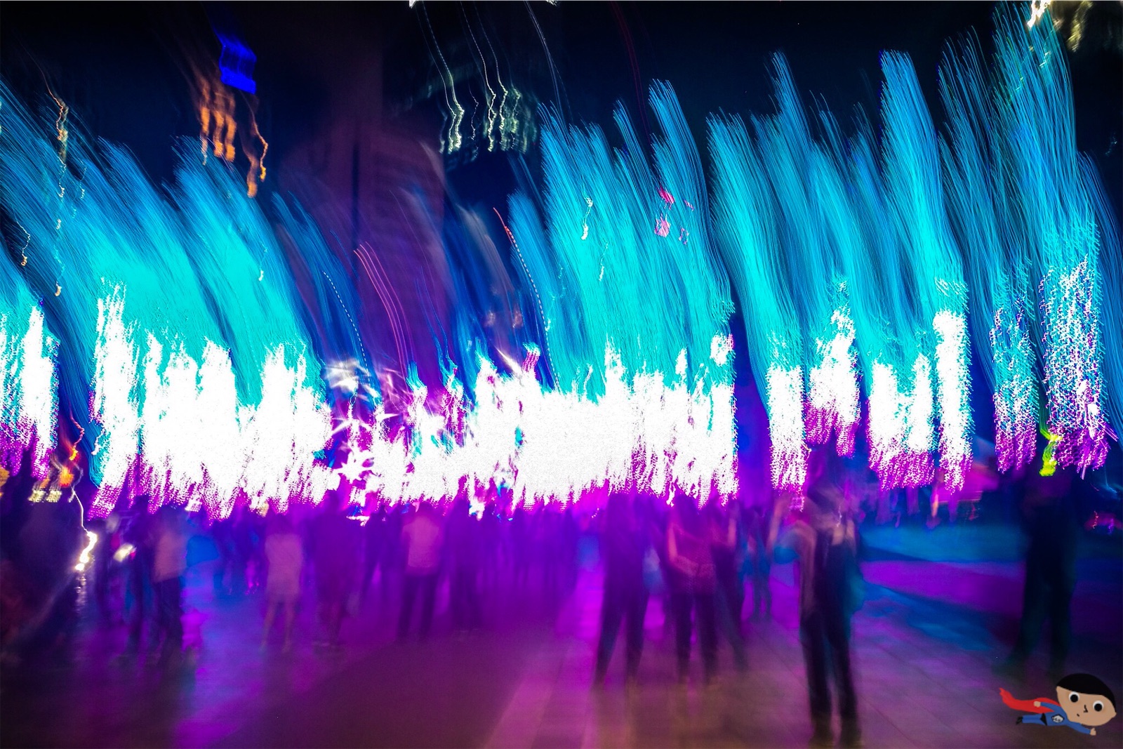 Ayala Triangle's Annual Christmas Light Show in Makati Wander Kid