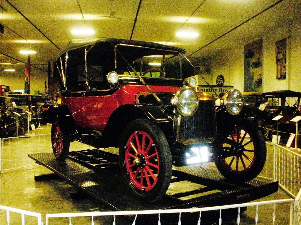 Liberty or Death: Antique Car Museum of Iowa: Part 1