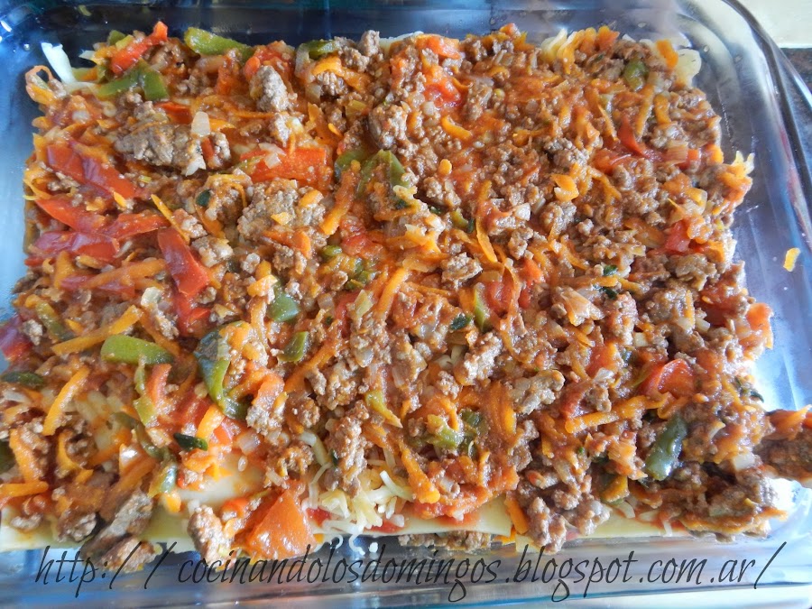 lasaña de carne y vegetales