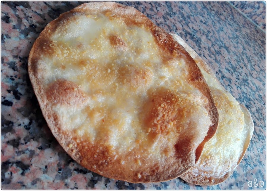 Tortas de almendras y naranja