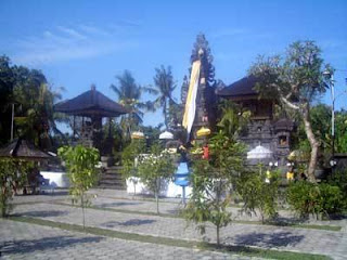pura_agung_blambangan.jpg