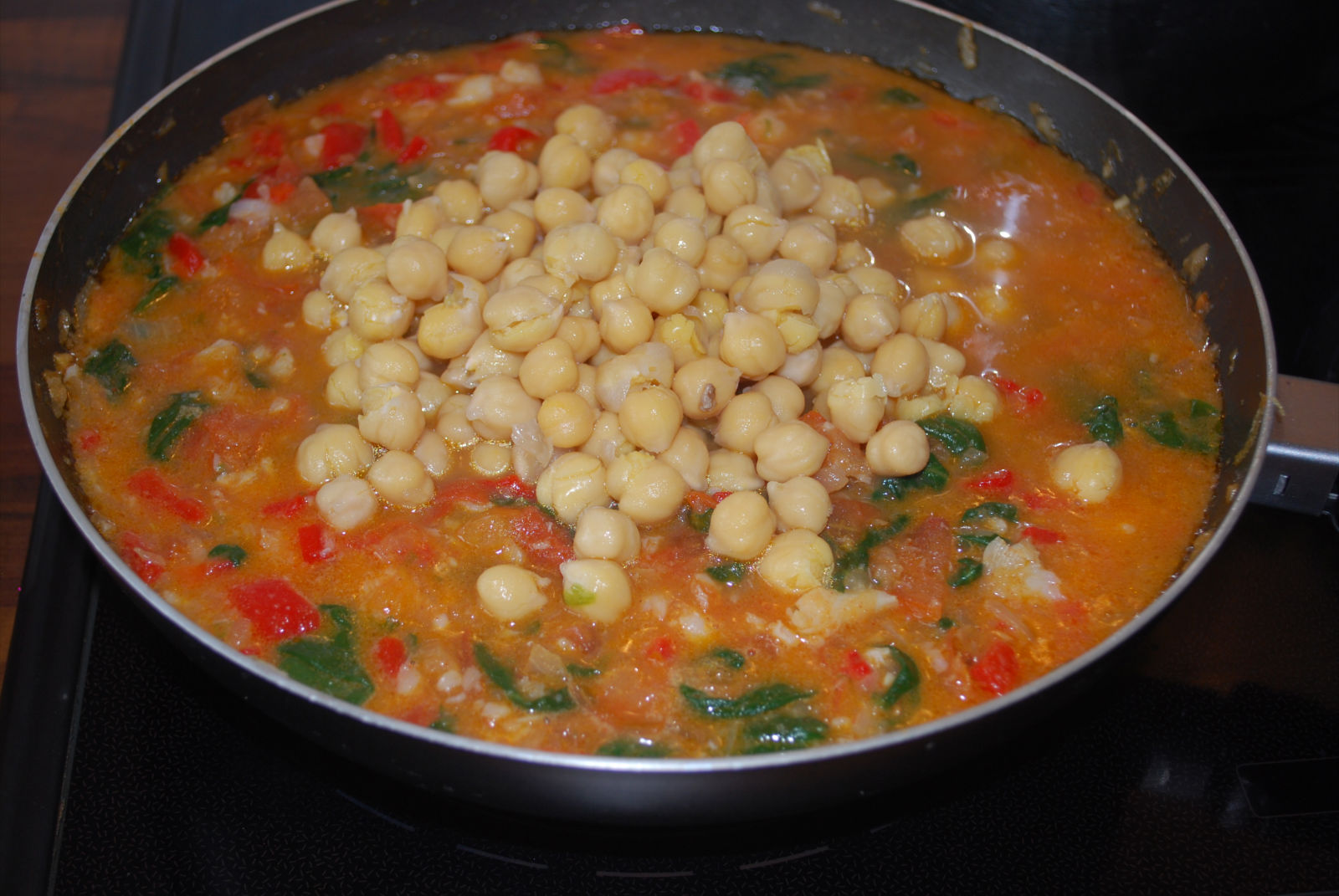 Mi receta de la semana Garbanzos con bacalao y espinacas