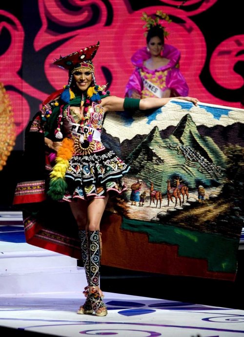 karol-castillo2.jpg