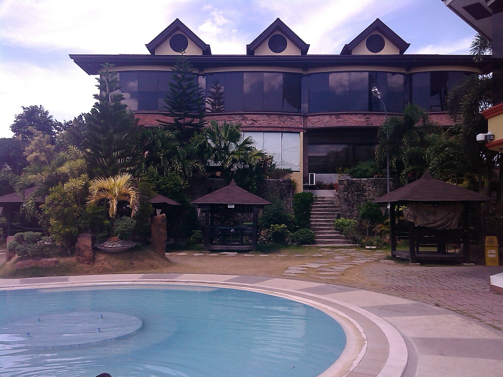 La Traviesa Hotel and Resort, General Trias, Cavite CIty