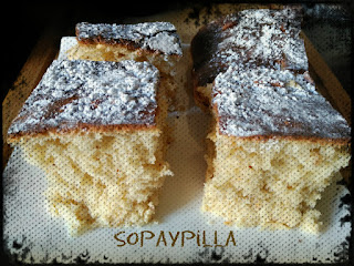 Coca De Llardons (chicharrones)
