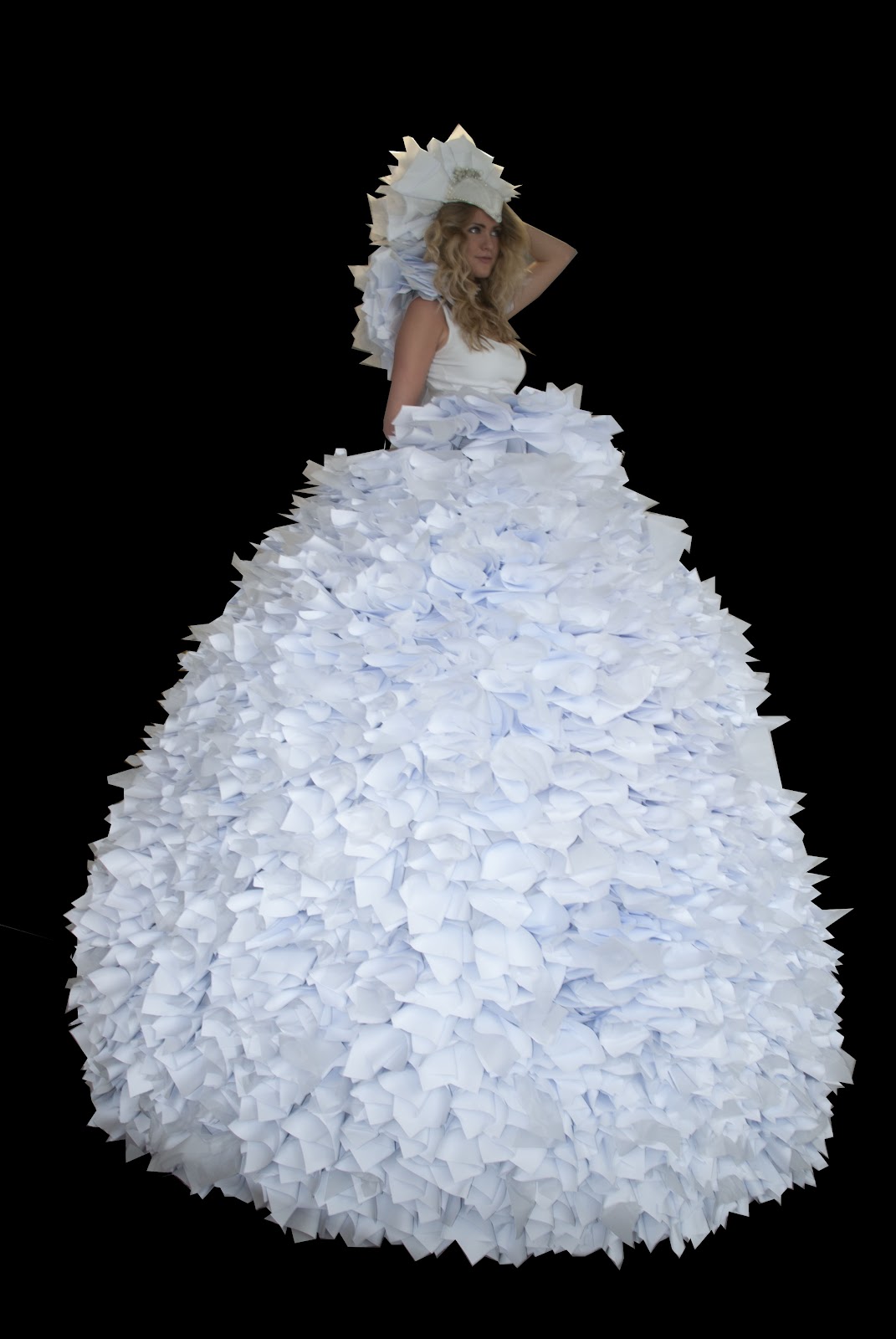 Hannah Sykes : Exaggerated Repetitive Forms