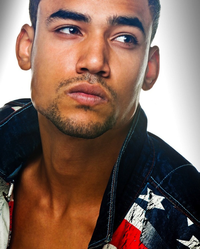 DAVID DUST: Side-Eye