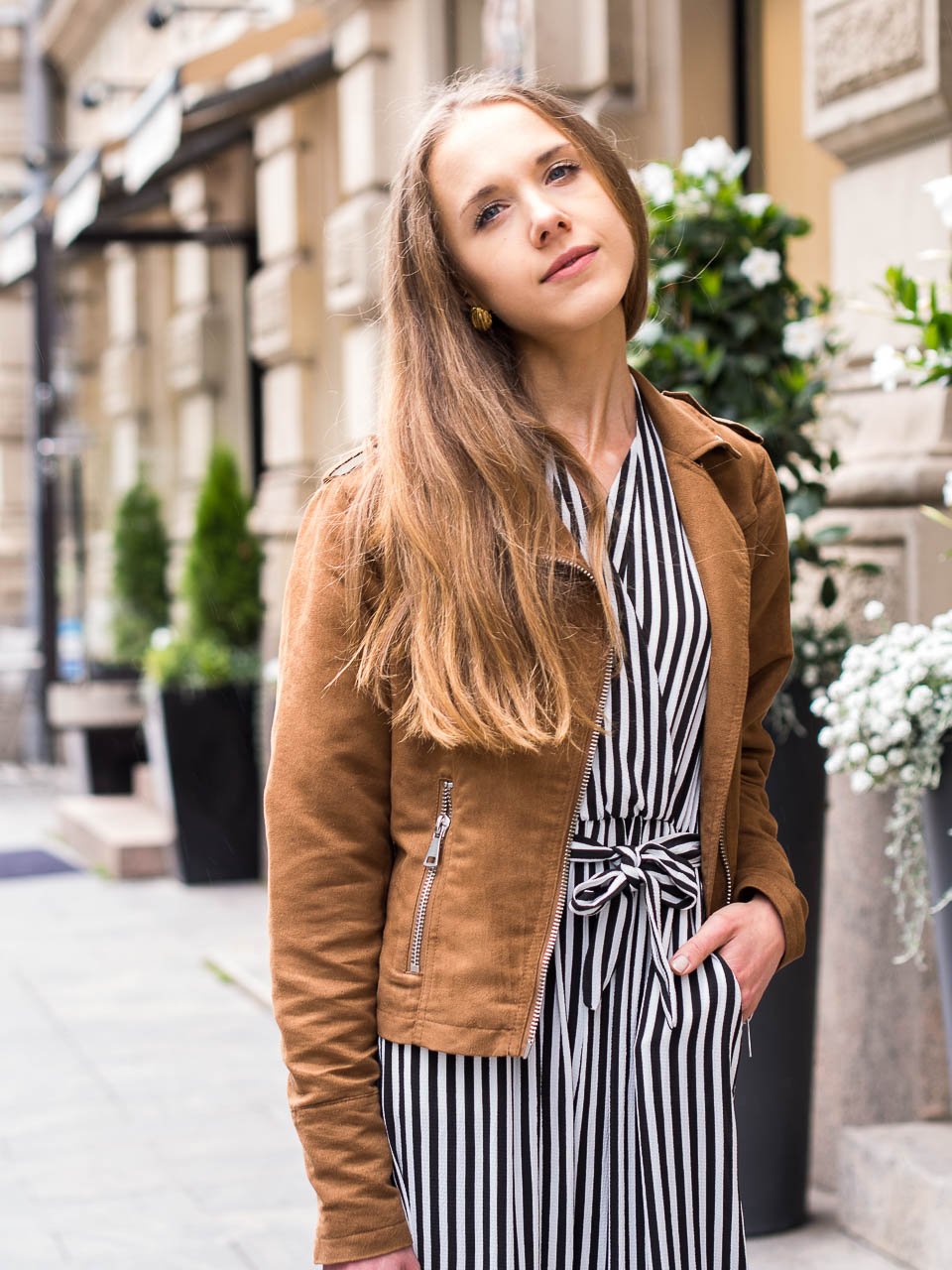 striped-jumpsuit-fashion-blogger-outfit-inspiration