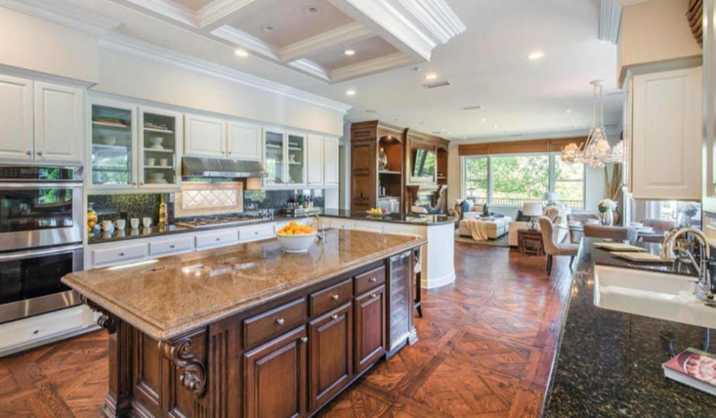 BIG NEWS Y&R's Joshua Morrow Gets New Home See the Amazing Pics