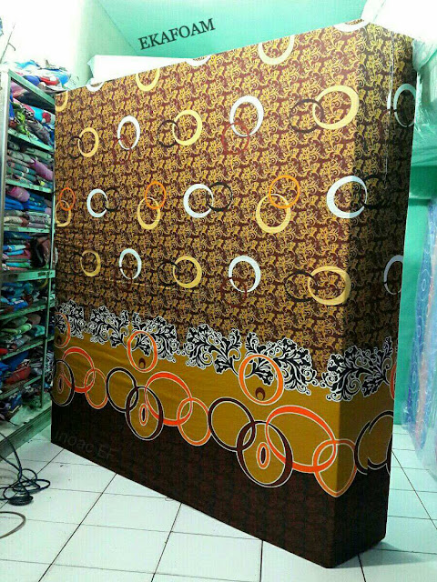 Kasur inoac motif BATIK CINCIN COKLAT Kasur inoac motif BATIK CINCIN COKLAT