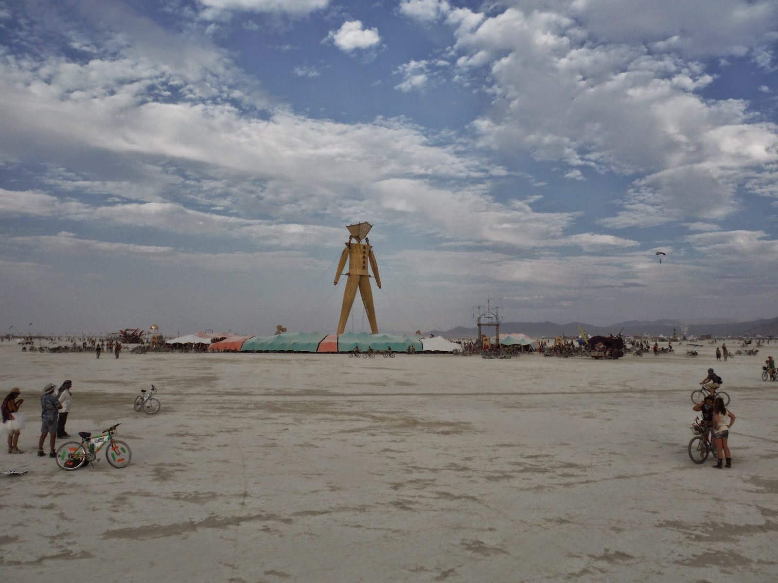 Unumundus Plaza )'( BURNING MAN )'( Life on The Playa )'(