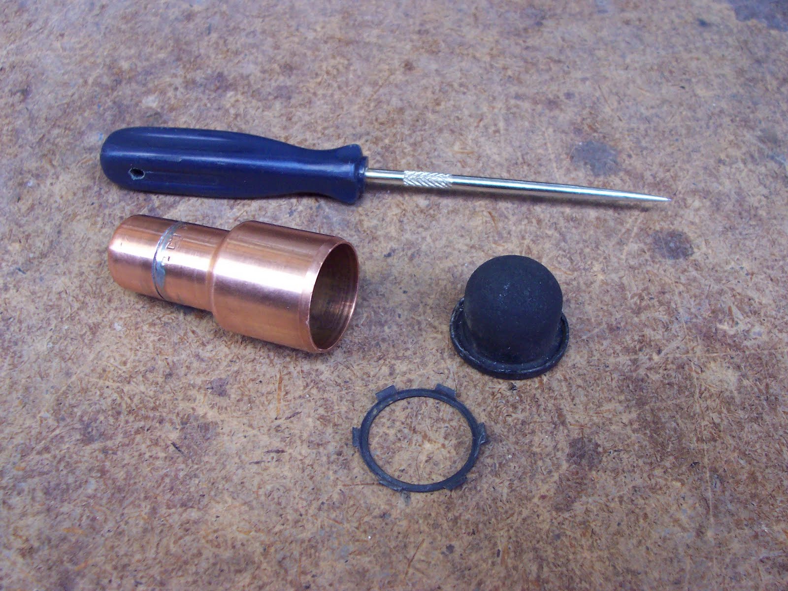 Rouge River Tecumseh Primer Bulb Installation Tool