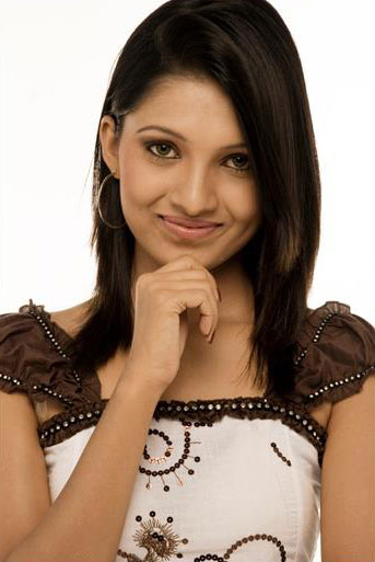 Vani Bhojan Pics - Indian Actresses Wallpapers Gallery