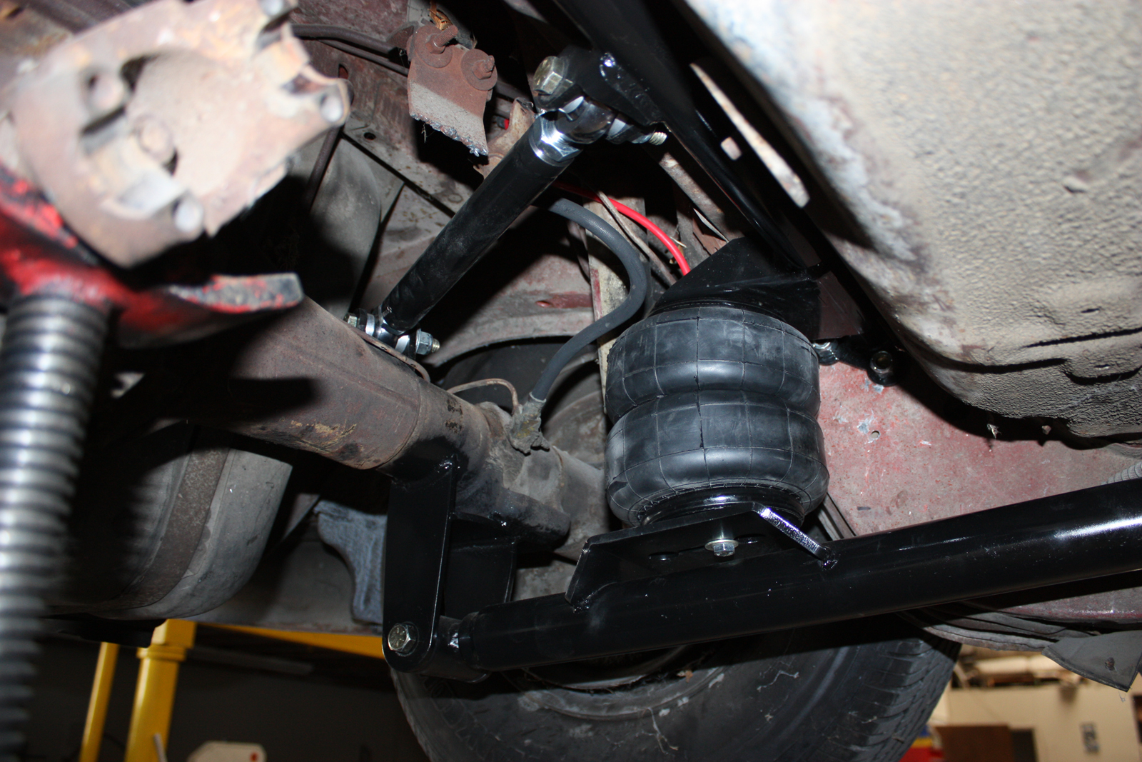 BC Fabrication '66 Continental Air Suspension Kit