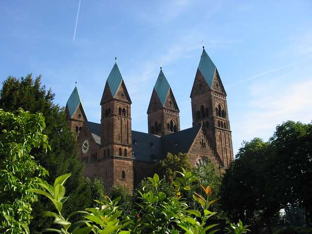 Die vier Türme der Erlöserkirche Bad Homburg