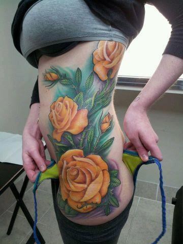 Tatuaje flores gigantes
