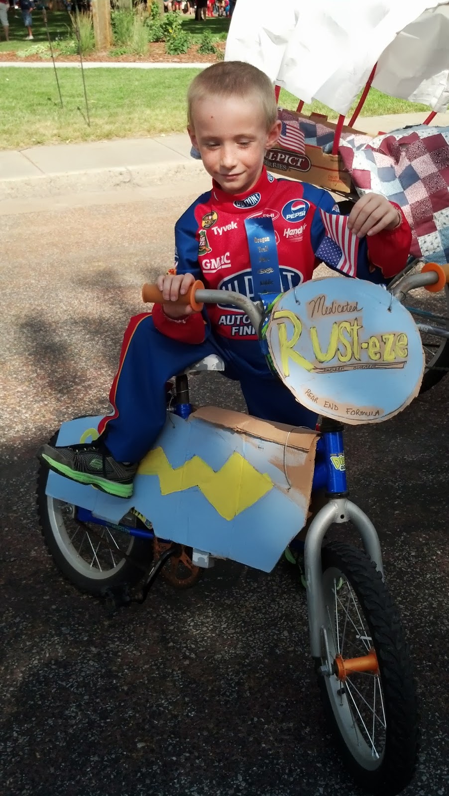 Loving and Learning on the High Plains Kiddie Parade Bike Decorating