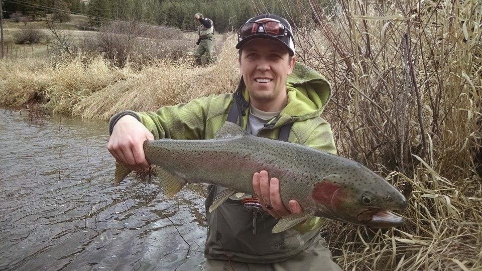 Walla² Fly Fishers A Walla² Fly Fishers' fly tying session