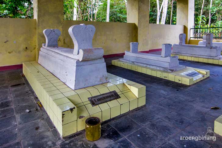 makam aroeng binang kebejen kebumen