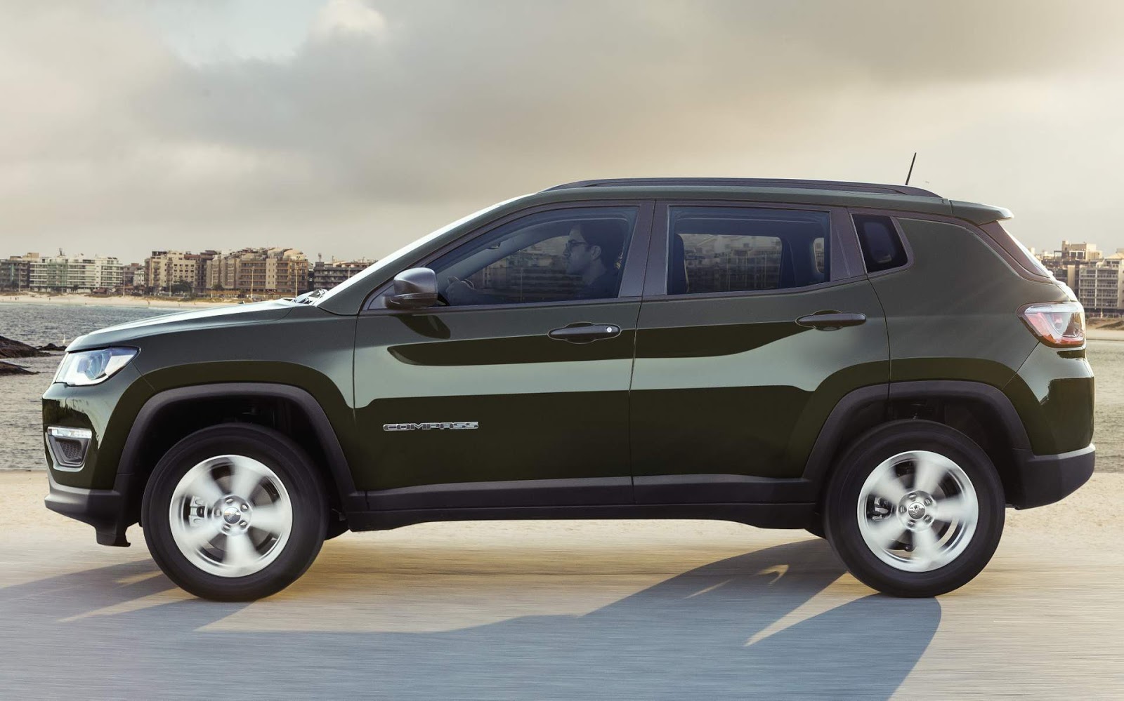 Jeep Compass 2018 preços sobem em outubro tabela