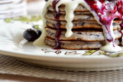 Vanilla Blueberry Cake Protein Pancakes