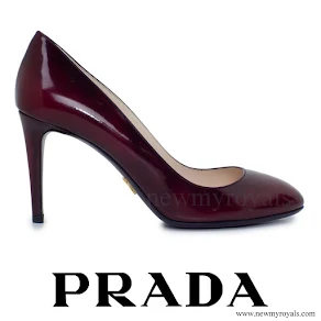 Crown Princess Mary wore PRADA Patent Brushed Leather Pumps in Dark Red