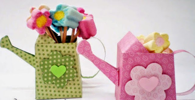 Templates for Party Boxes or Party Souvenirs. Watering Can Shaped Box