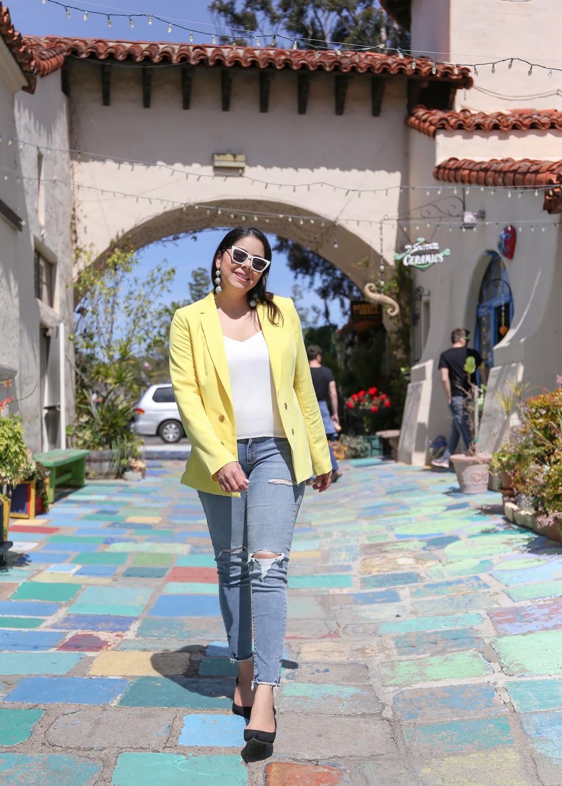 Spring casual and chic spring casual and chic outfit, chic distressed jeans outfit