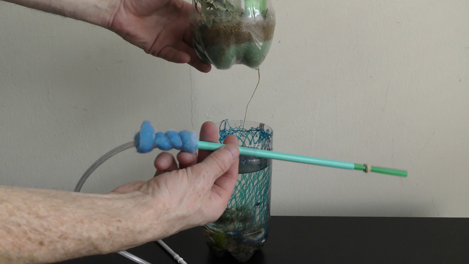 Random Bits DIY Aquarium Sponge Filter