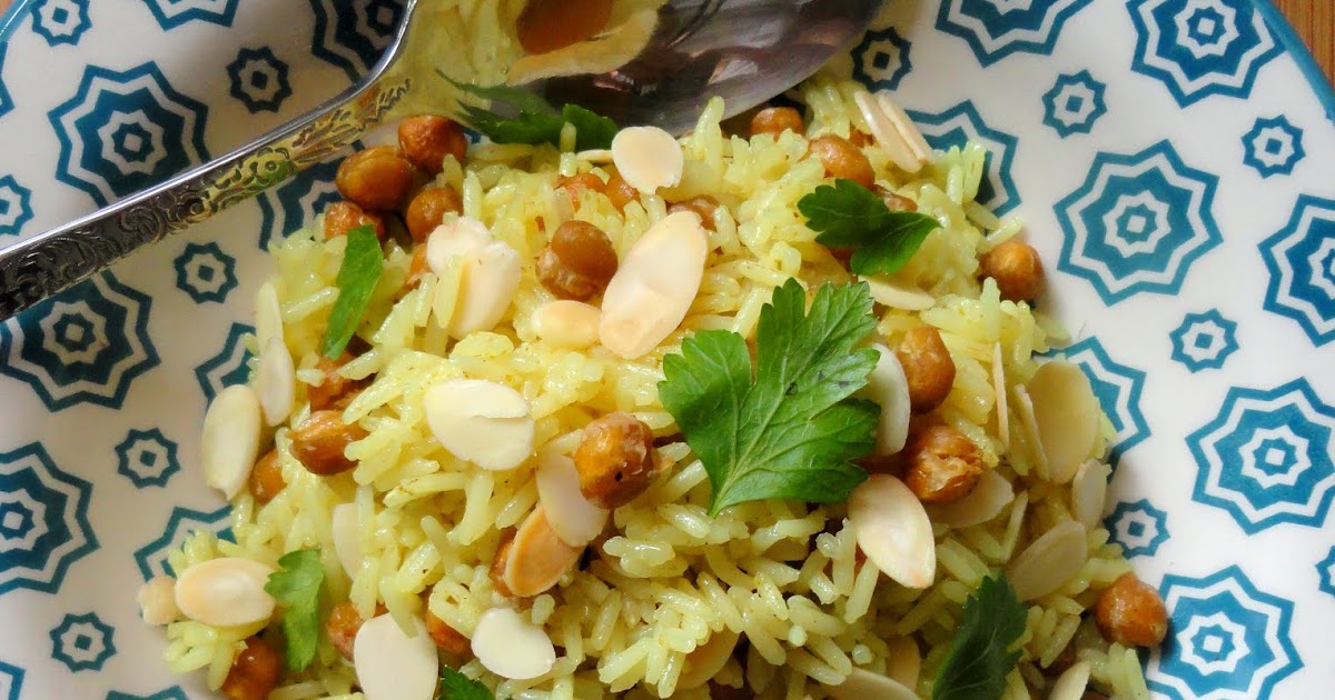 Abóbora Menina Arroz com grãodebico assado, amêndoas e curry