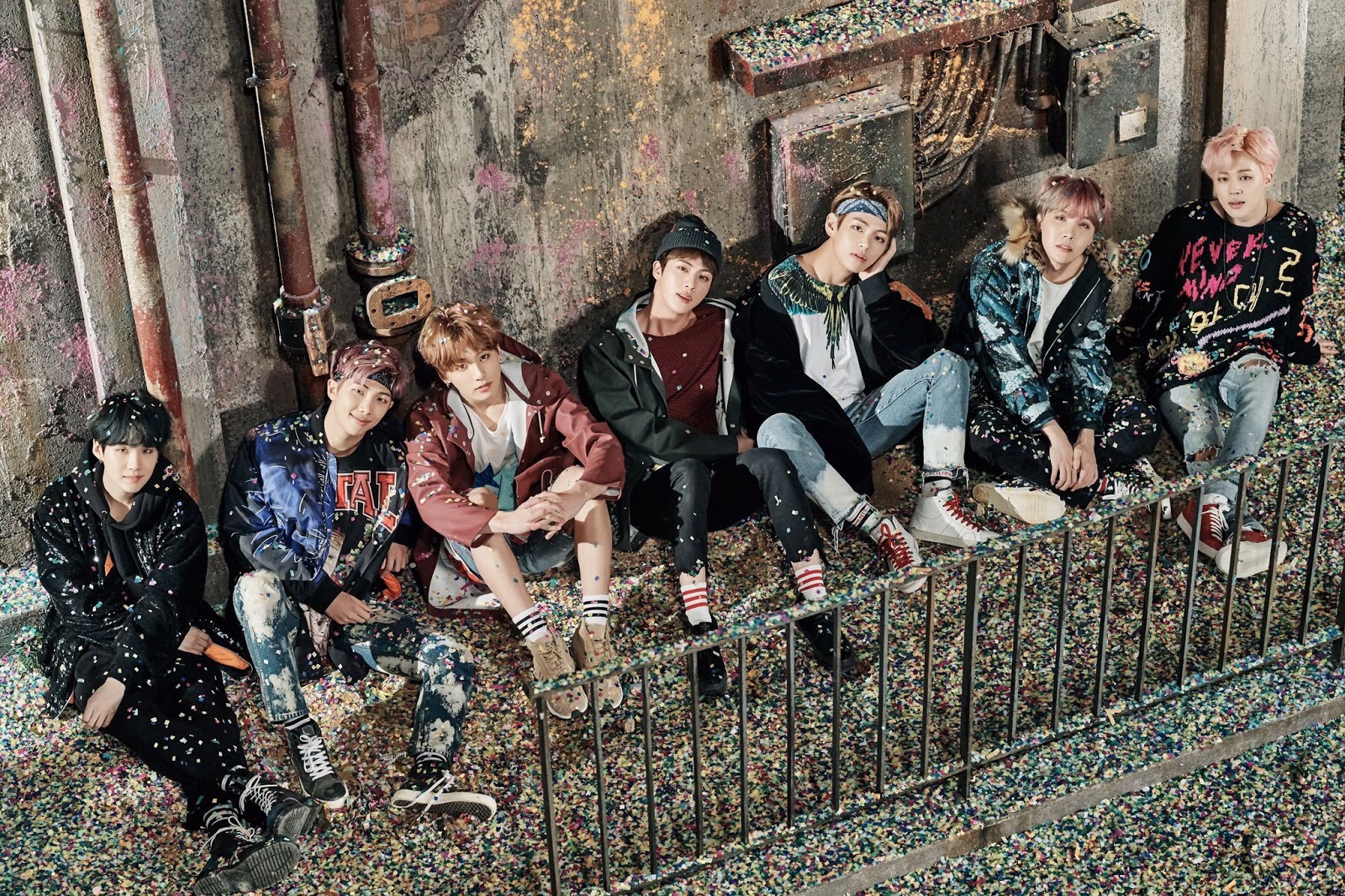 Bts You Never Walk Alone Wallpaper Bts Lockscreen Bts Wallpaper Bts Wings Wallpaper