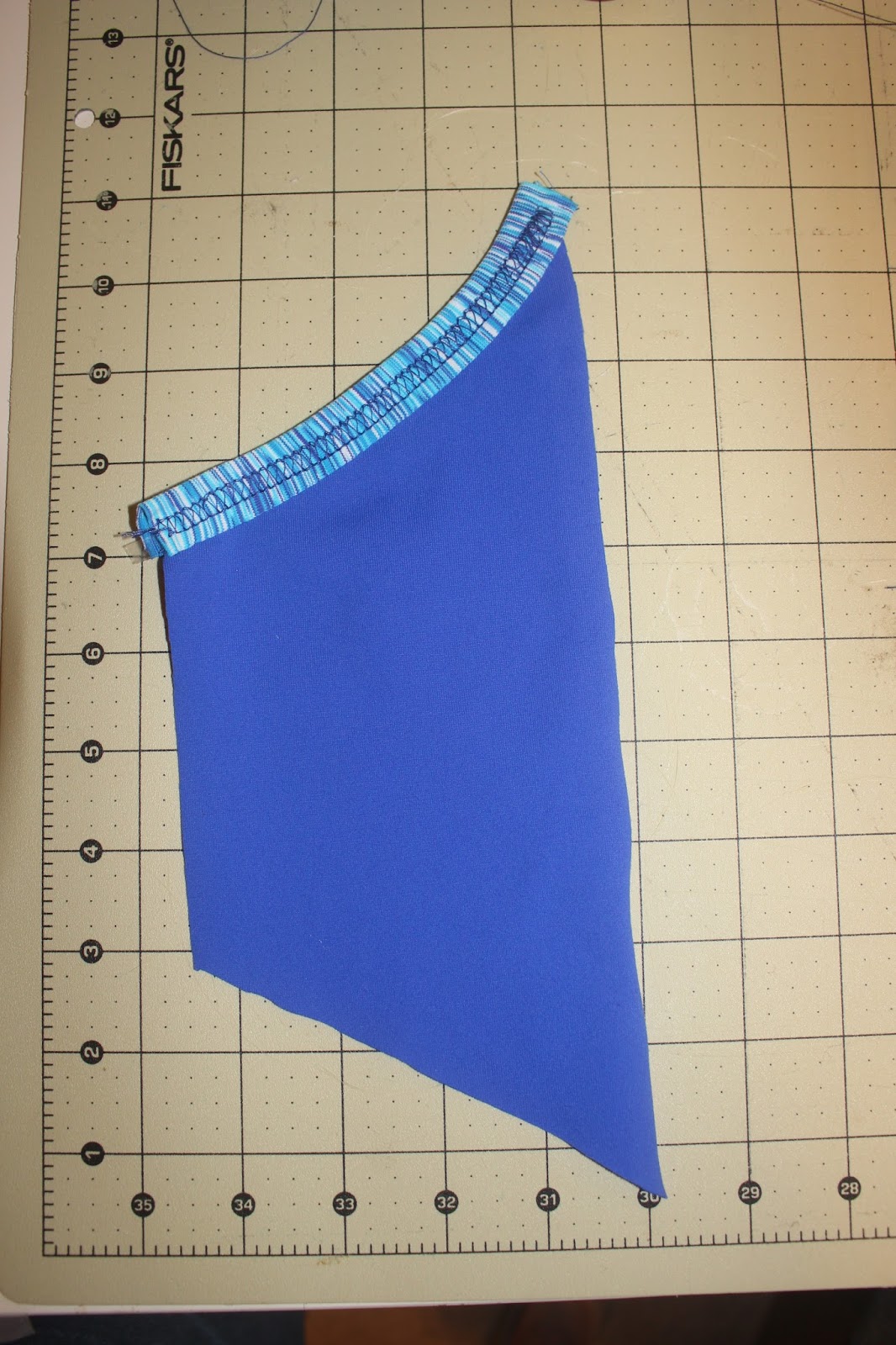 Tutorial DIY Cell Phone Pocket Part 2 The Petite Sewist