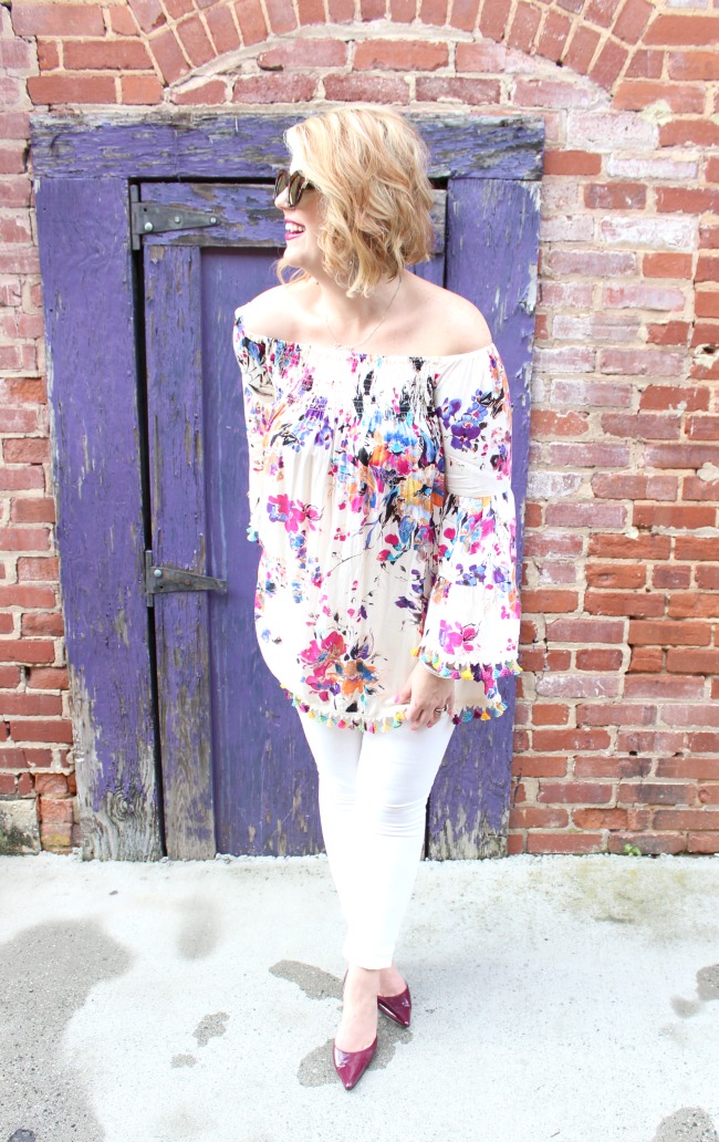 Floral Tassel Top // White Karen Kane Jeans // Mirrored Sunglasses