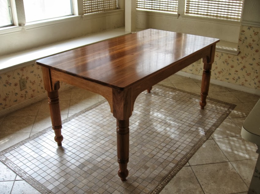 The Sawdust Post Kitchen Table Project