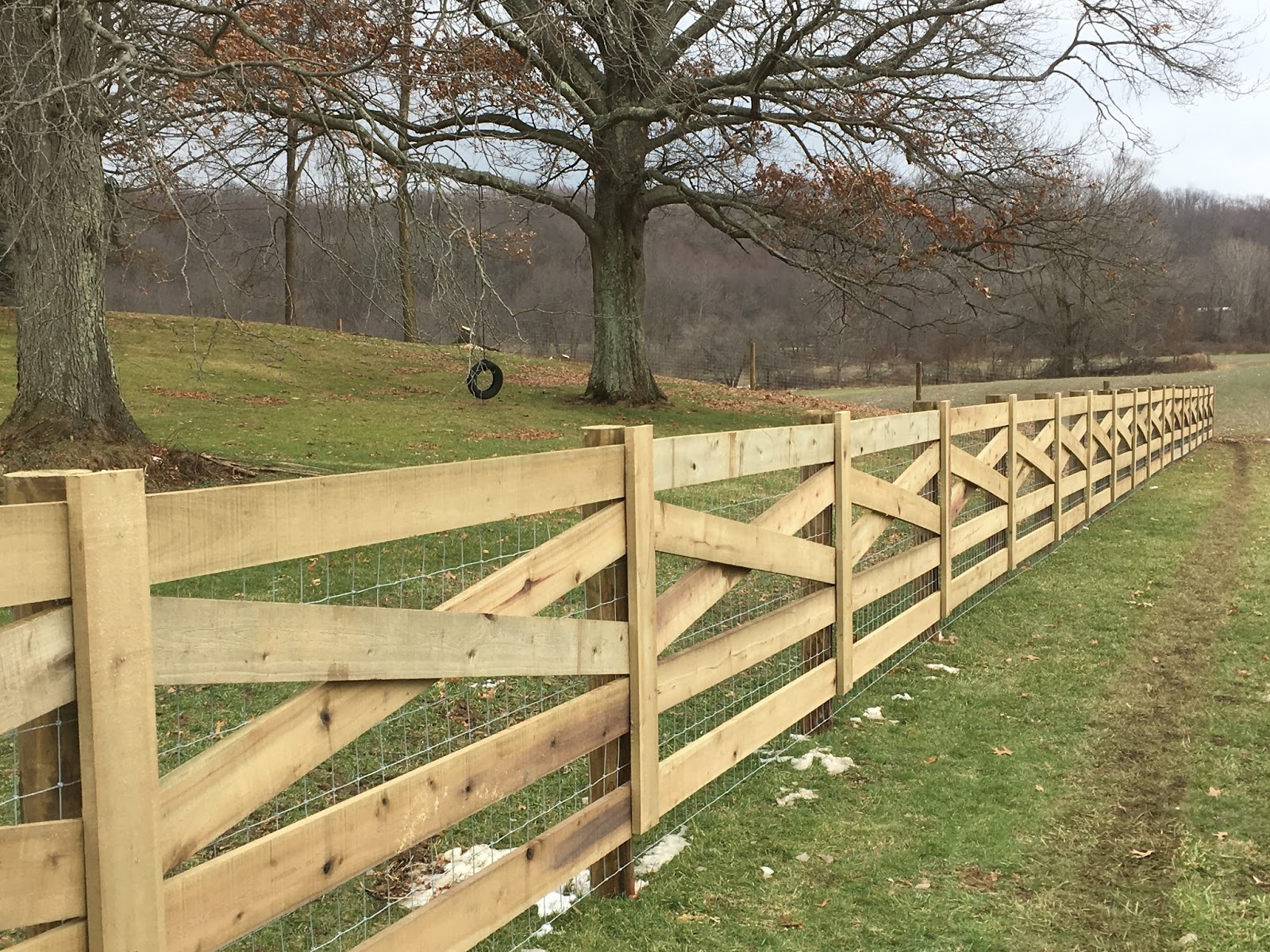 Petty Farms Crossbuck Wooden Fence