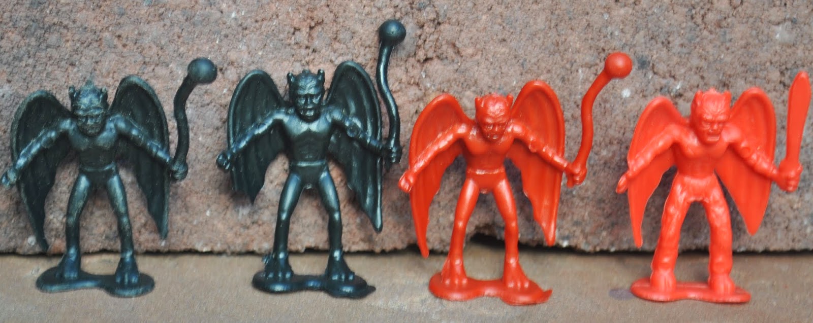 1 Lava Man 1980s Dragonriders of the Styx DFC Red Plastic Shambling Mound D&D 