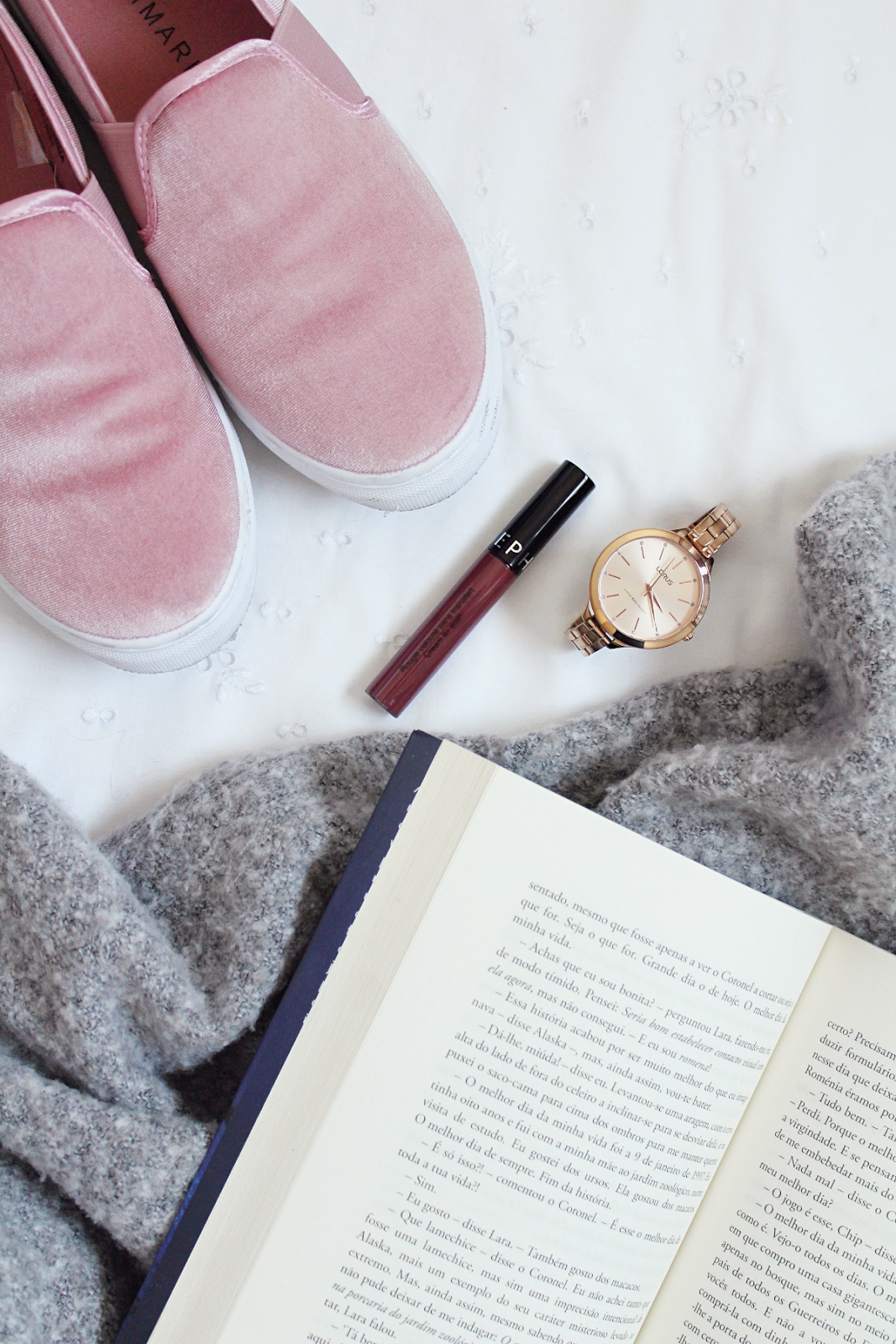 I Feel Tired - Tea & Curls I Feel Tired - Tea & Curls