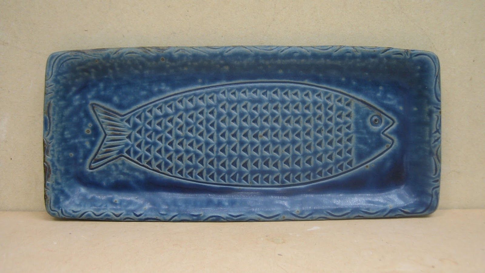 JIM FINEMAN RECTANGULAR FISH PLATE