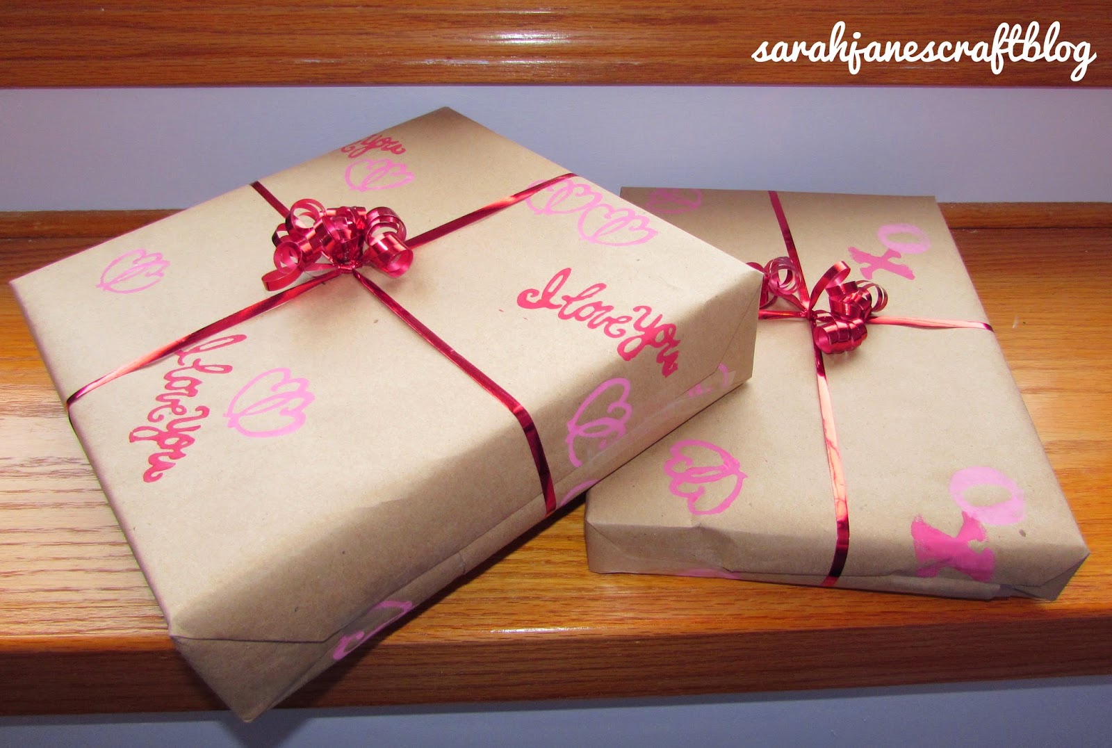 Sarah Jane's Craft Blog: DIY Valentine's Day Wrapping Paper