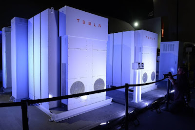 La bateria de Tesla revoluciona el model d'energia als Estats Units