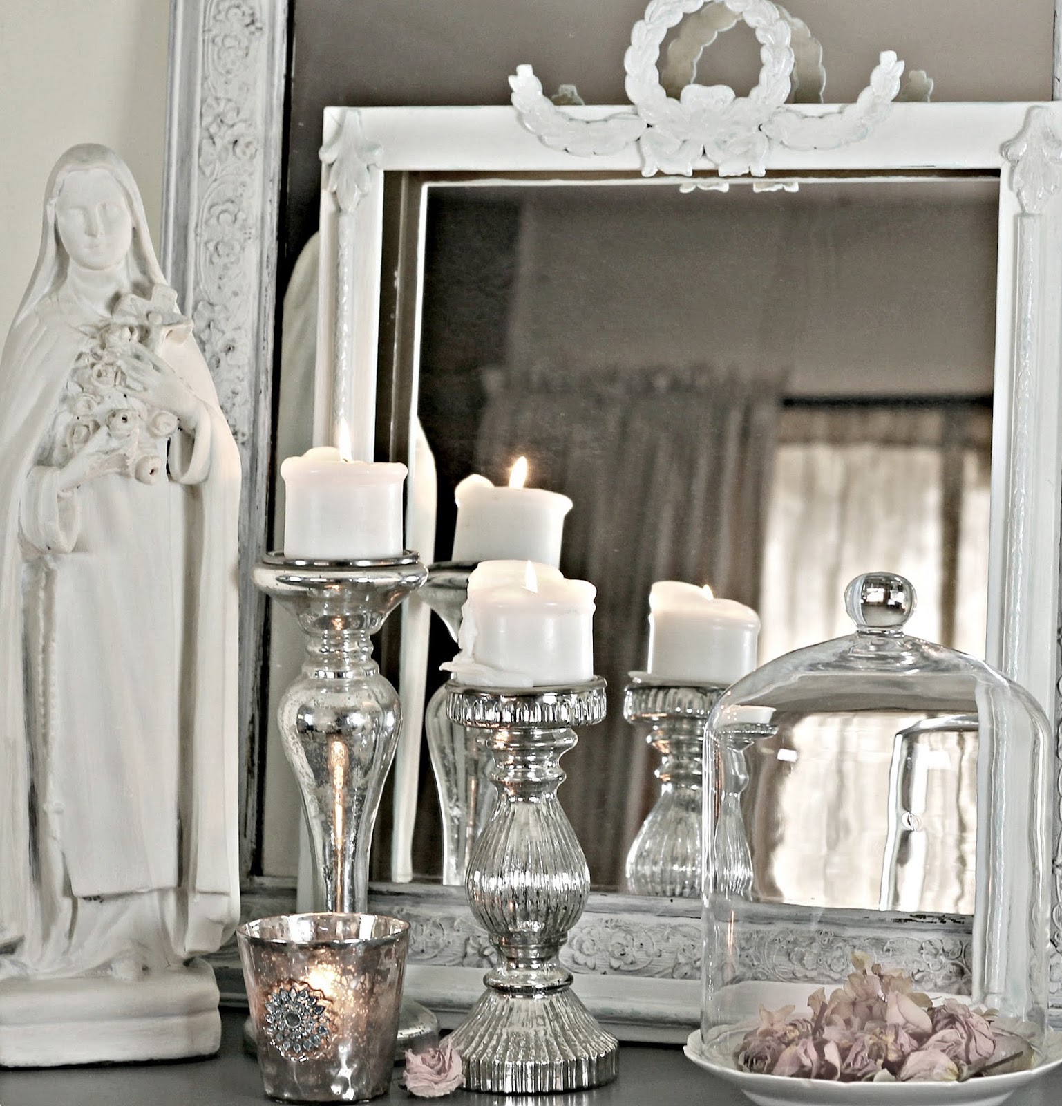 Shabby Sweet Cottage: Bathroom Mirror Frame