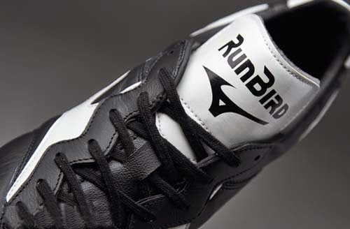 mizuno morelia runbird