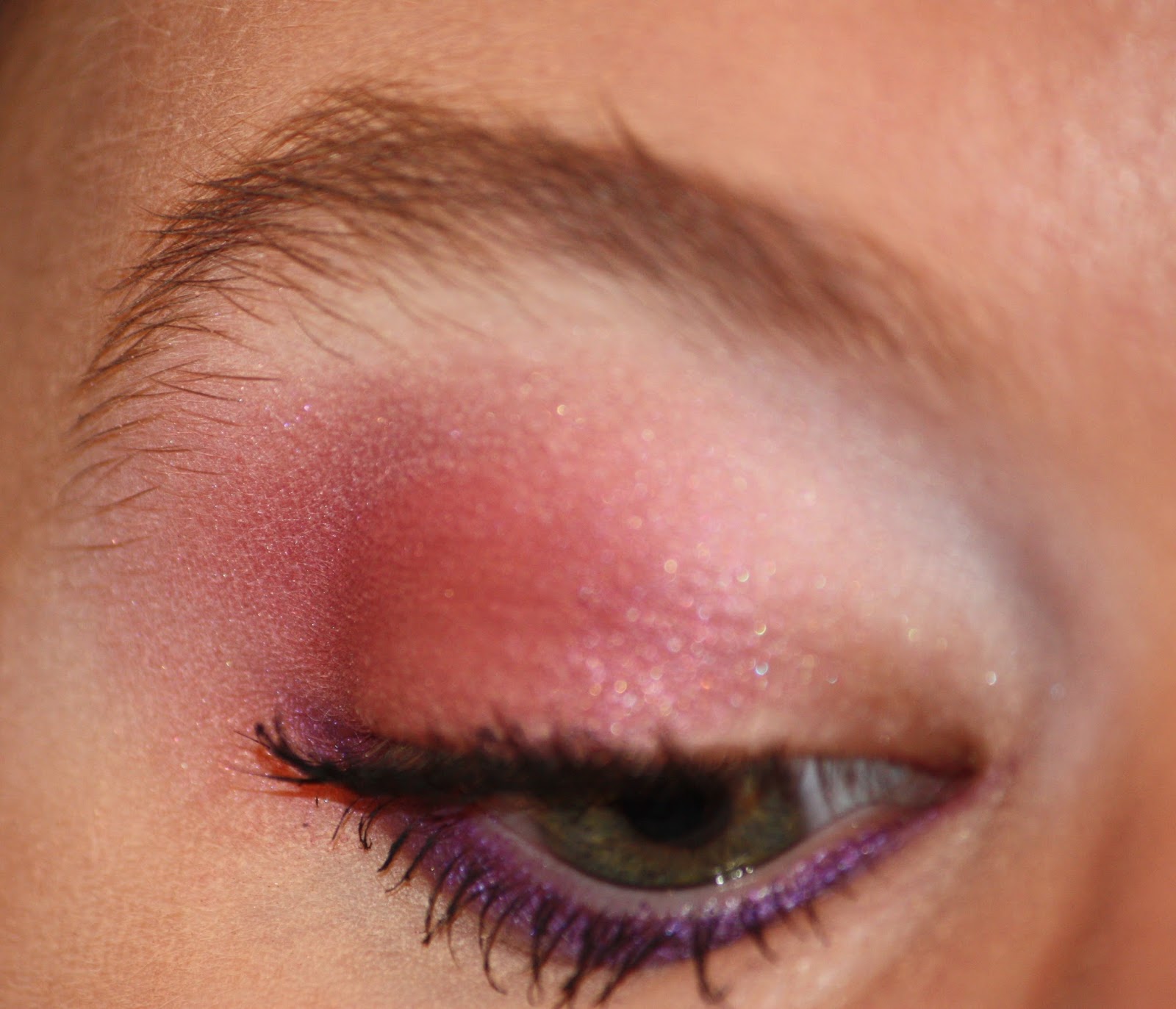 Die Zauberin Zebulon Spring Eye MakeUp using Astor Big & Beautiful Zig