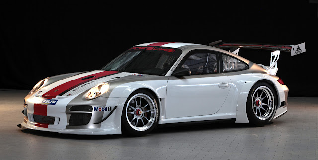 Porsche 911 GT3-R 2012