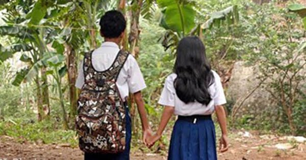 MIRIS : Pengakuan Cewek SMP Tentang Pergaulan Bebasnya. Sungguh Menyedihkan Nasib Bangsa Ini. MIRIS : Pengakuan Cewek SMP Tentang Pergaulan Bebasnya. Sungguh Menyedihkan Nasib Bangsa Ini.