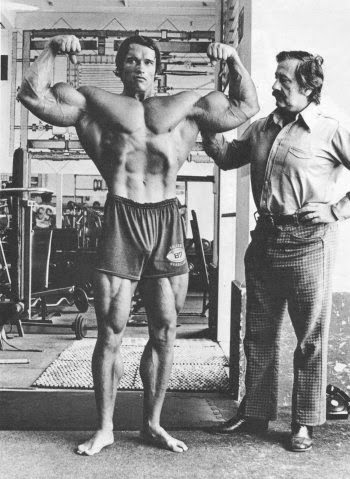 Celebrities and bodybuilding photos: Arnold Schwarzenegger bodybuilding