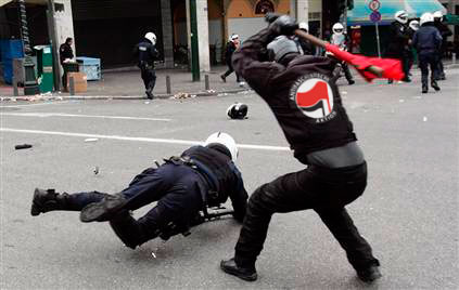 Antifa%2Bpracticing%2Btolerance%2Bpeacefully.jpg