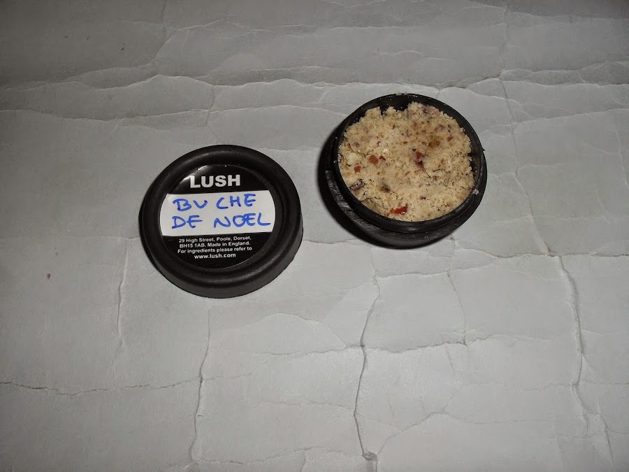 Imagen Muestra Tronco de Navidad de Lush