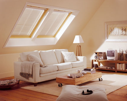 CONTROLA LA LUZ DE TUS VENTANAS DE TEJADO